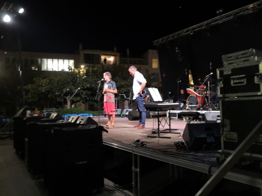 La imagen tiene un atributo ALT vacío; su nombre de archivo es foto5.jpg