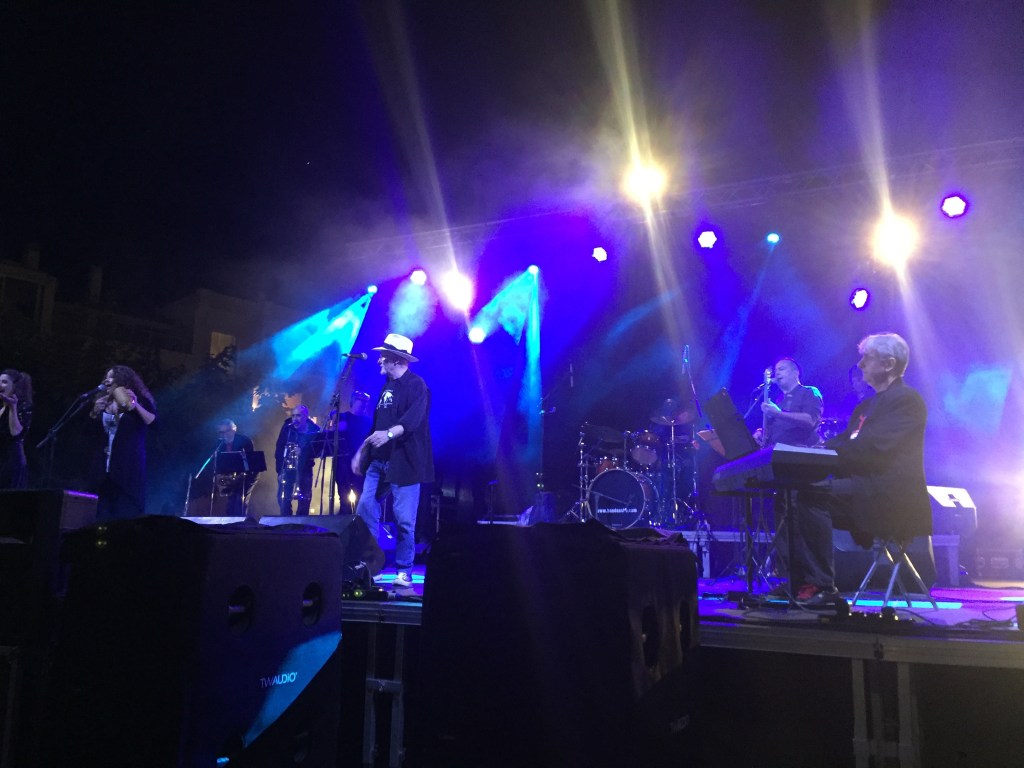 La imagen tiene un atributo ALT vacío; su nombre de archivo es plateria-inauguracio.jpg